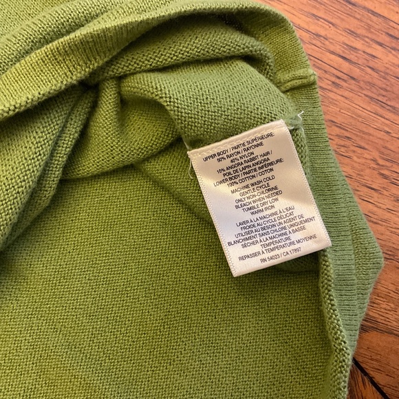 Old Navy maternity sweater vest - Picture 4 of 4
